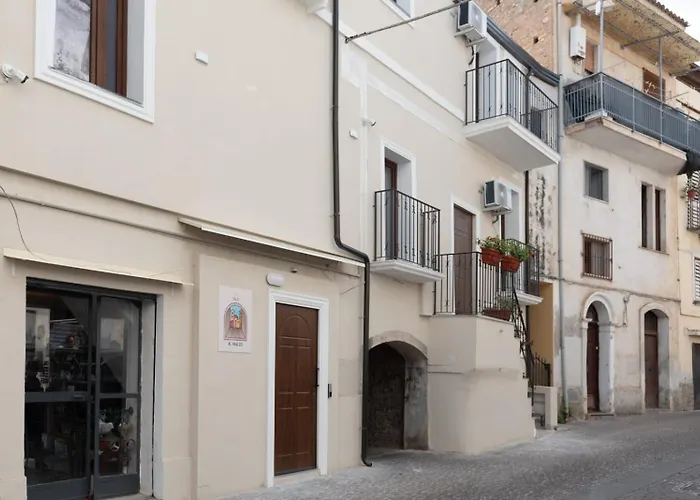 住宿加早餐酒店 Al Vaglio 拉默齐亚泰尔默